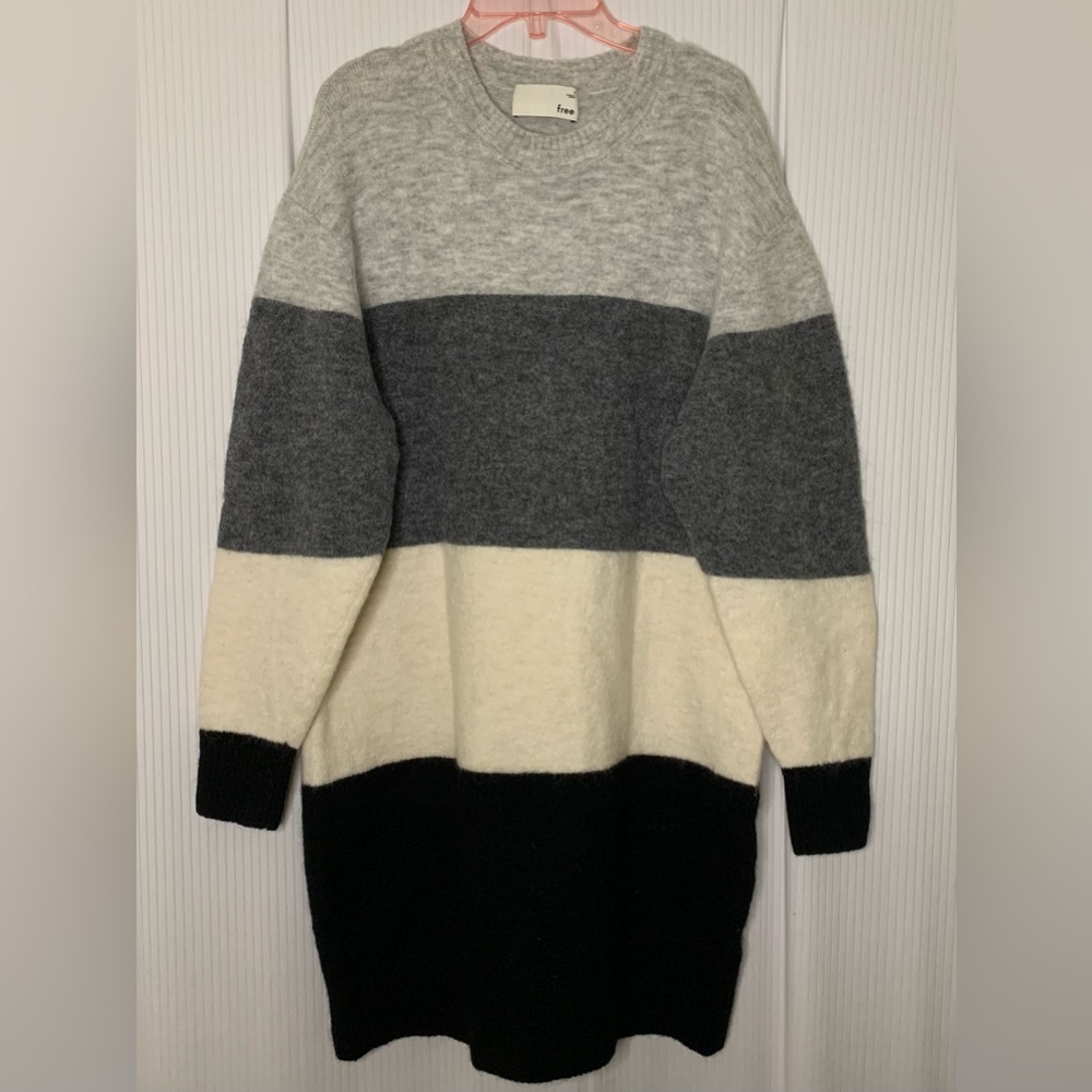 Wilfred Free Aritzia Sweater Dress Wool Blend Tricolor Wide Stripe Medium